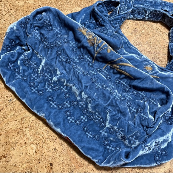 Johnny Was Aria Velvet Rayon Silk Floral Embroidered Tote Bag In Light Blue - Picture 8 of 16